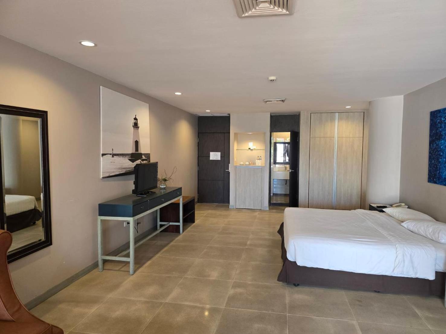 Hotel Tropicana Pattaya Εξωτερικό φωτογραφία