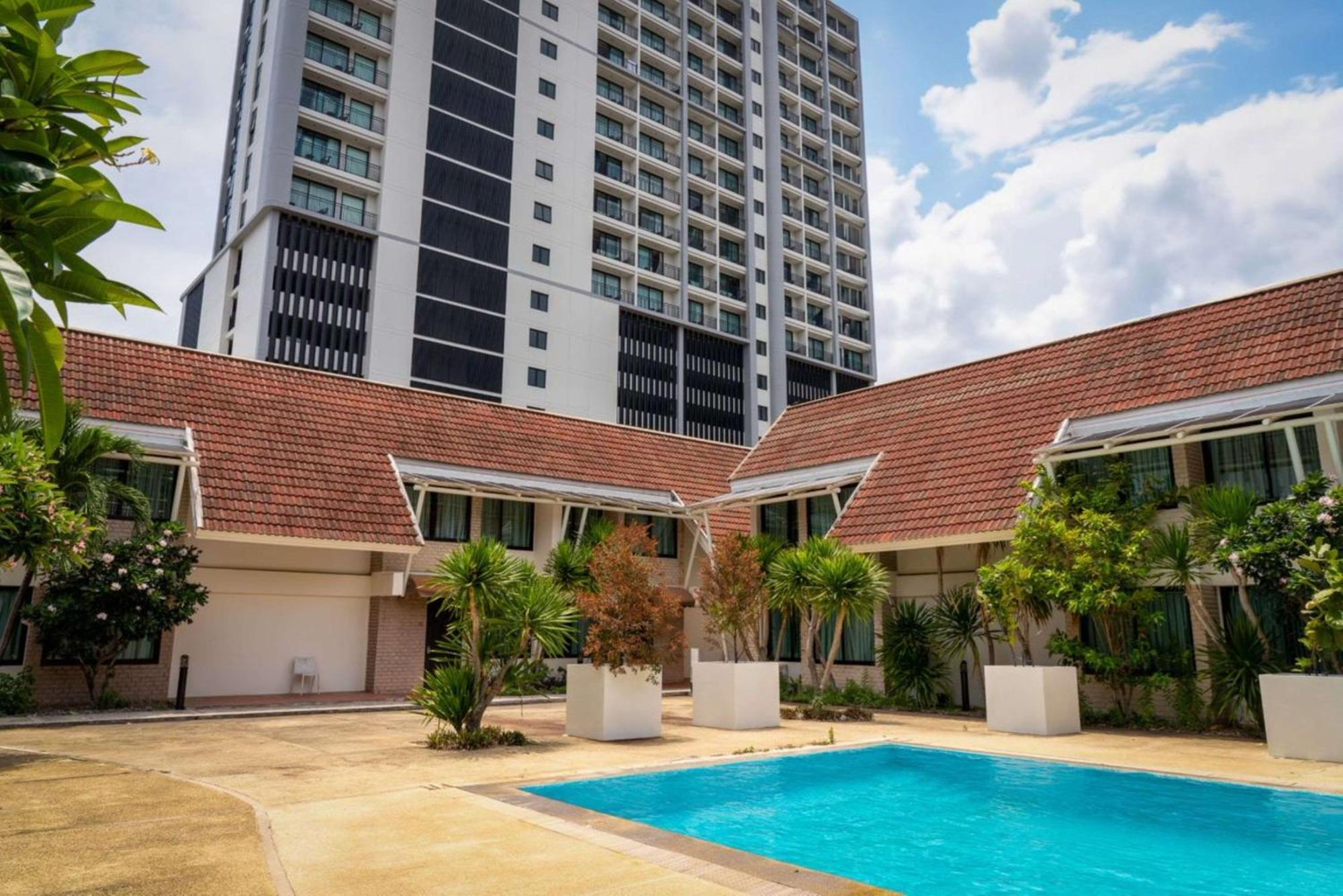 Hotel Tropicana Pattaya Εξωτερικό φωτογραφία