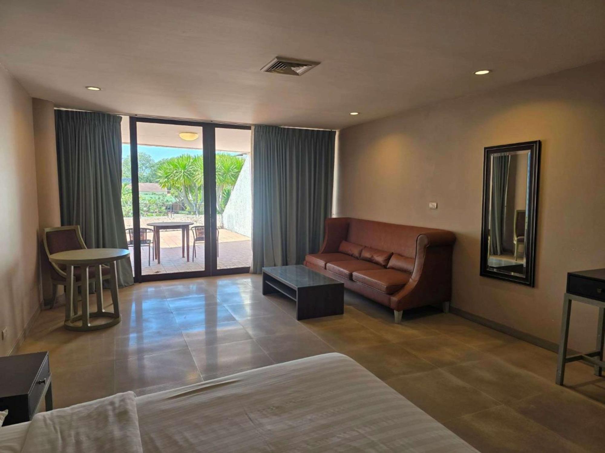 Hotel Tropicana Pattaya Εξωτερικό φωτογραφία