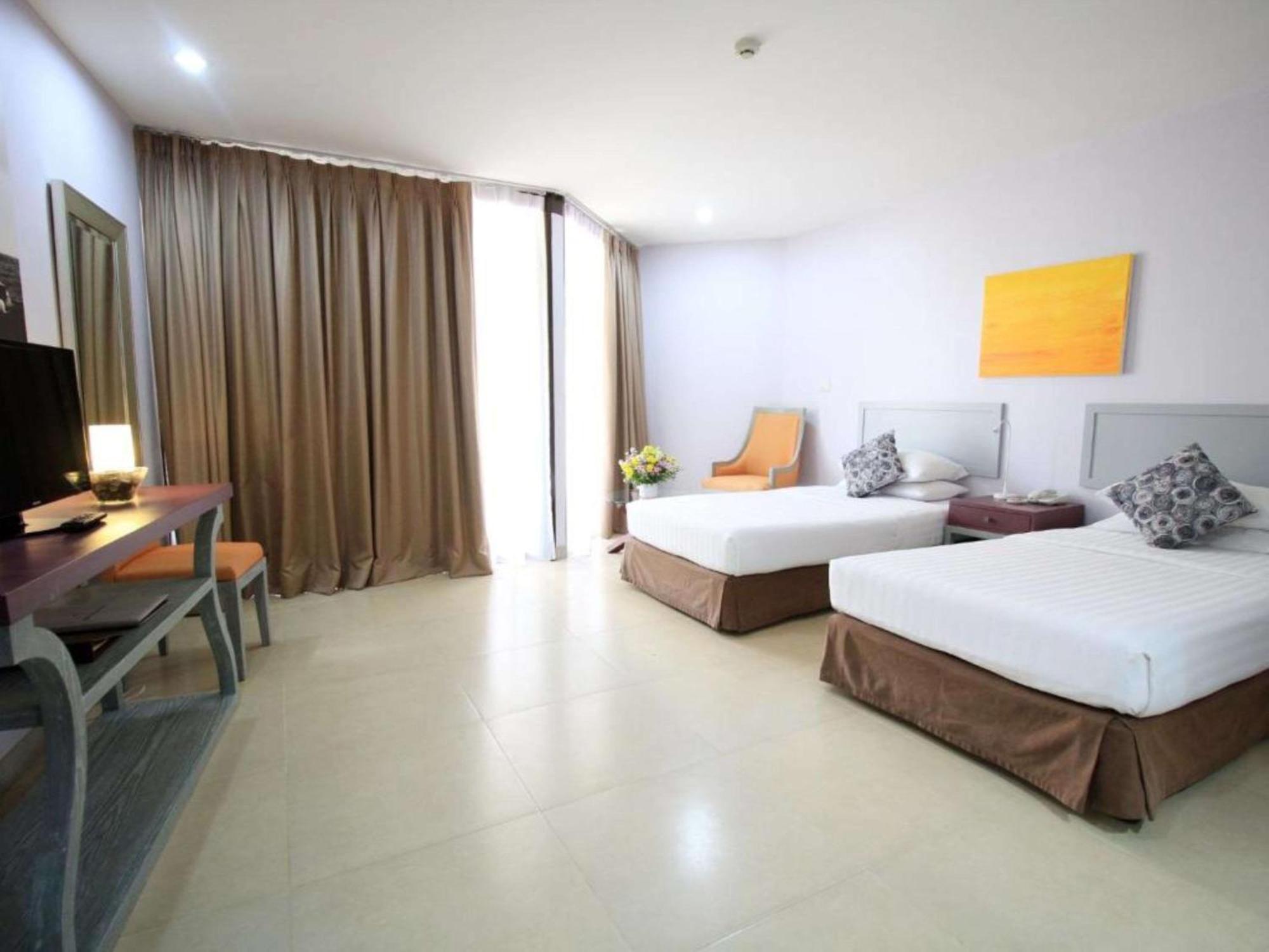 Hotel Tropicana Pattaya Εξωτερικό φωτογραφία