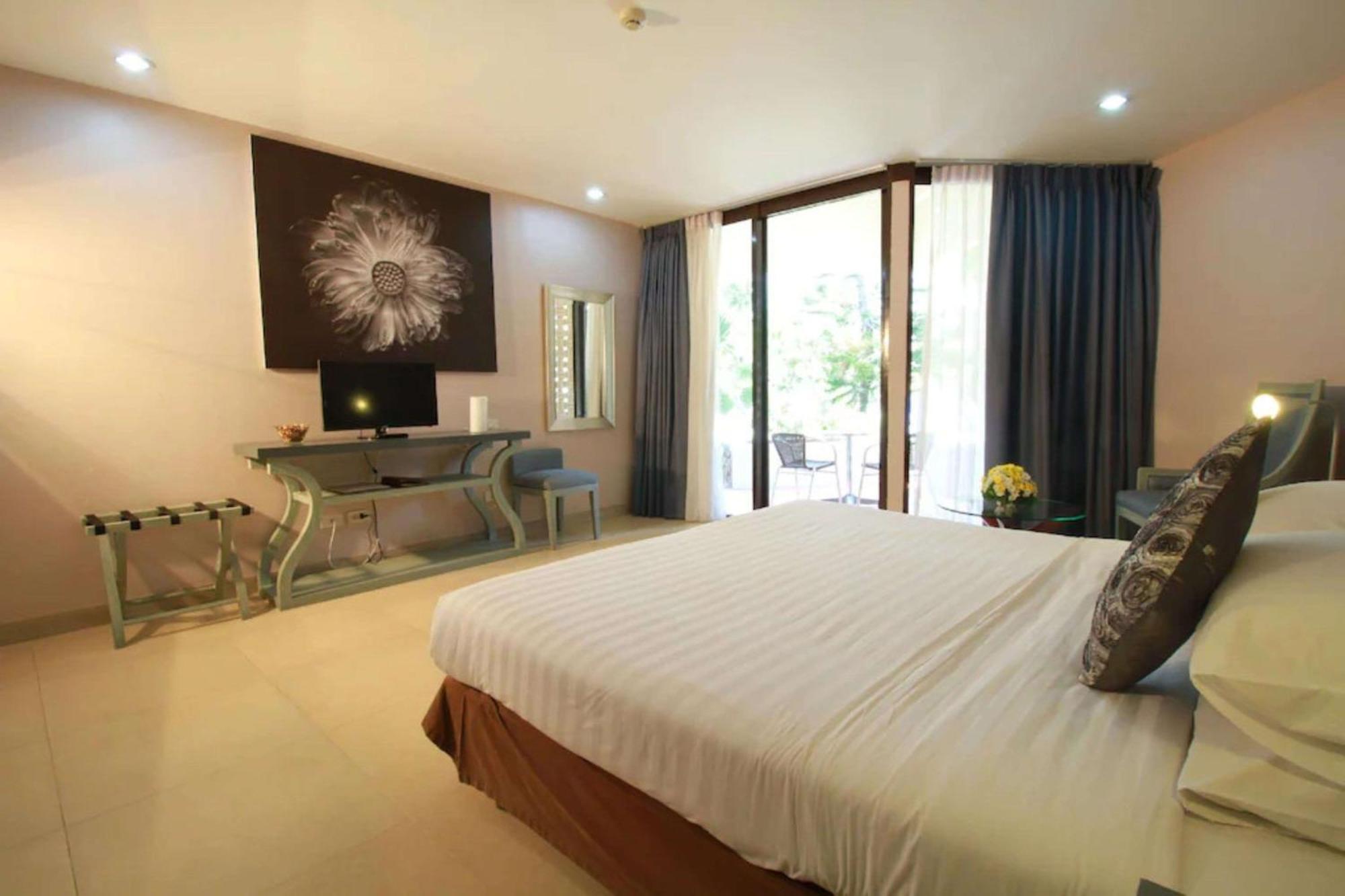 Hotel Tropicana Pattaya Εξωτερικό φωτογραφία