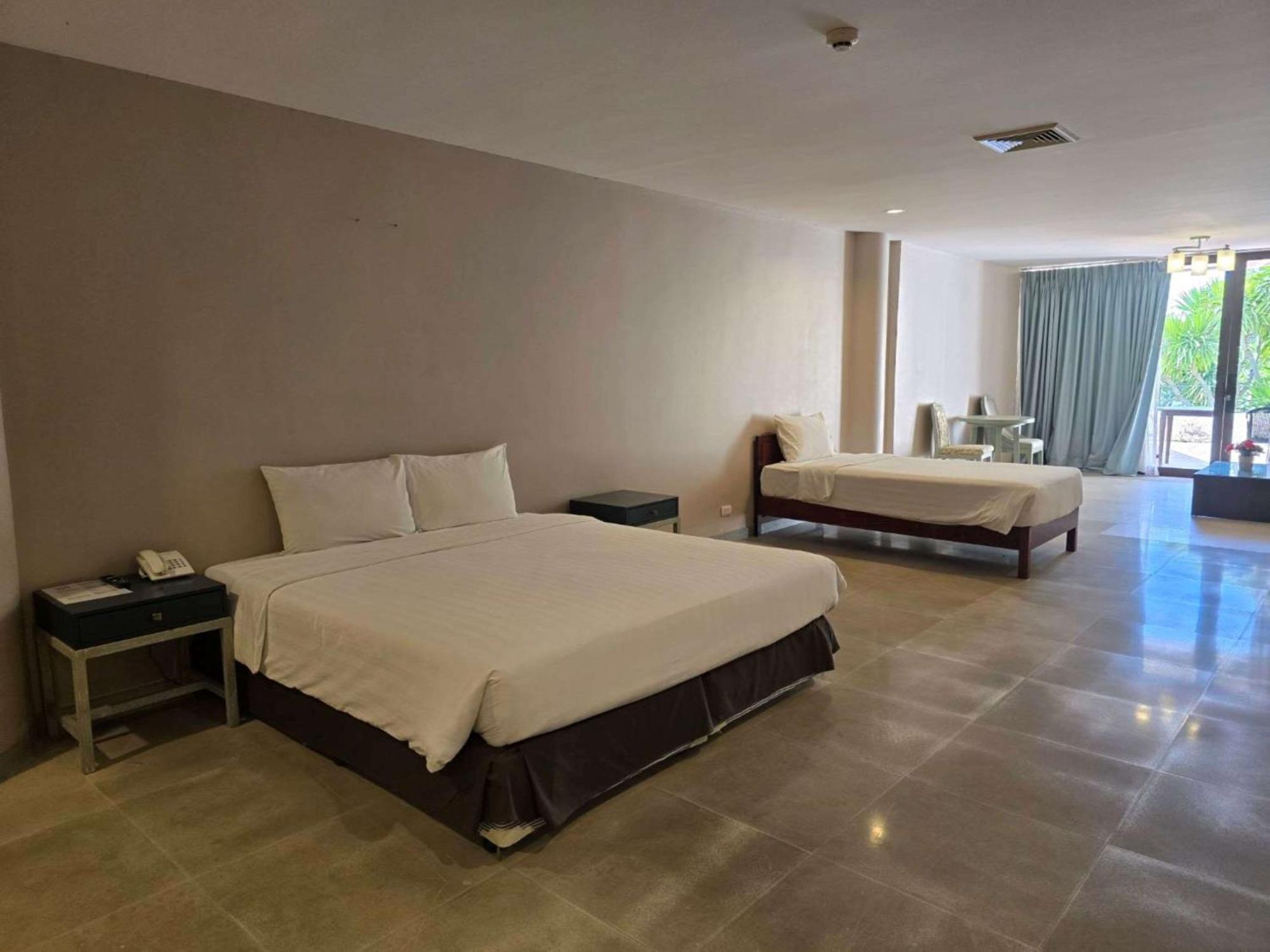 Hotel Tropicana Pattaya Εξωτερικό φωτογραφία